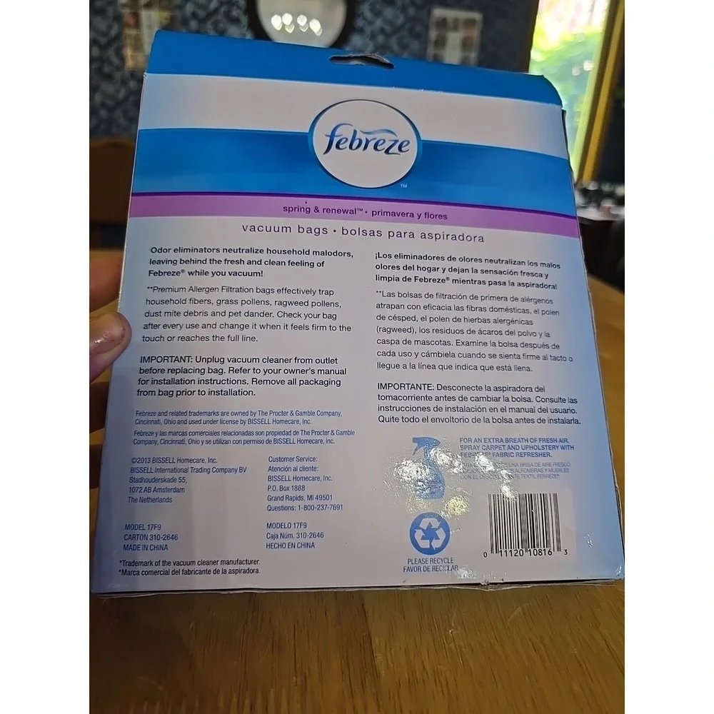 Febreze, Bissell Style 7, Vacuum Bags, Premium Allergen Filtration, 3 Bags, 17F9